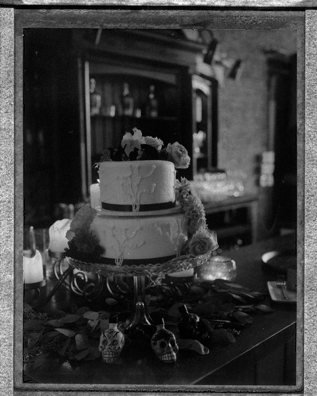 Wedding cake. My sister got married last month. I brought my Polaroid 195 and some FP3000-B. #polaroidweek #polaroidweek2018 #roidweek #roidweek2018 #polaroid #goop #fp3000b #film #filmphotography #filmphotographic