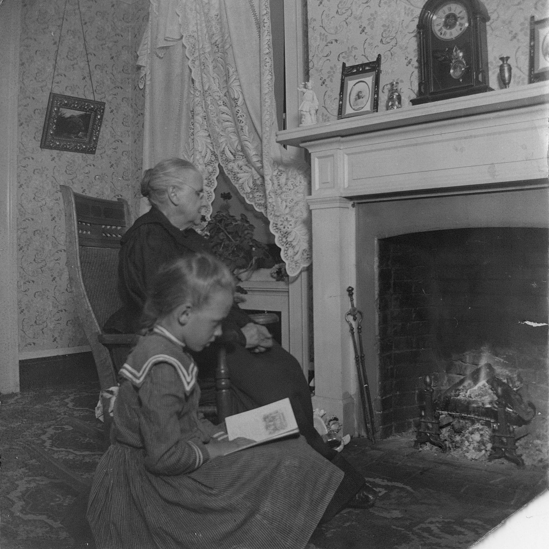 Harriet Murray Garner with her great-granddaughter, Helen Johnston. Helen looks to be maybe 8 or 9 years old here, and she was born in February, 1891, so this photo, scanned from a print, appears to be from about 1899 or 1900. More than one photo of Helen shows her with her face in a book. She must have been pretty smart. By 1925, she had her M.D. degree and was working as a physician in Des Moines. She died in Riverside, California, in June, 1969, and was buried back home in Columbus City, Iowa. I canât find any record of her ever marrying. 
This is one of several prints for which there is no negative. 
#dryplate #dryplatephotography #dryplateportraits #foundphotos #foundphoto #film #iowa #filmphotography #garnerfamilyarchive