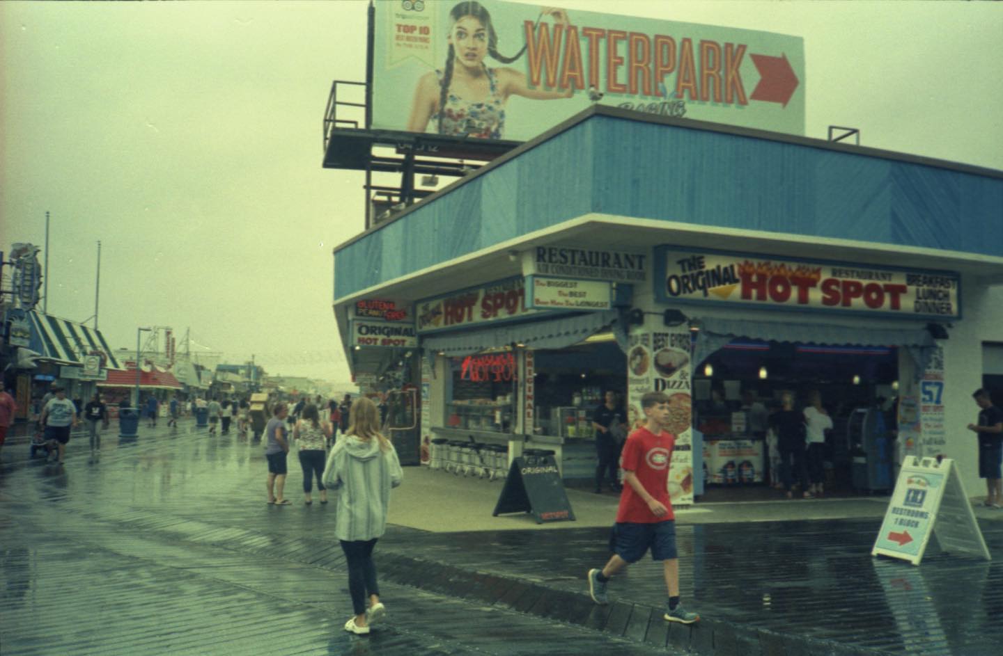 Waterpark-> The boardwalk in Wildwood last summer. Shot on Shur-Fine 200, which was a sticker over a canister that said Kirkland 200, which is probably some kind of color film made by Agfa.

#olympusxa #35mm #35mmfilm #film #filmphotography #staybrokeshootfilm