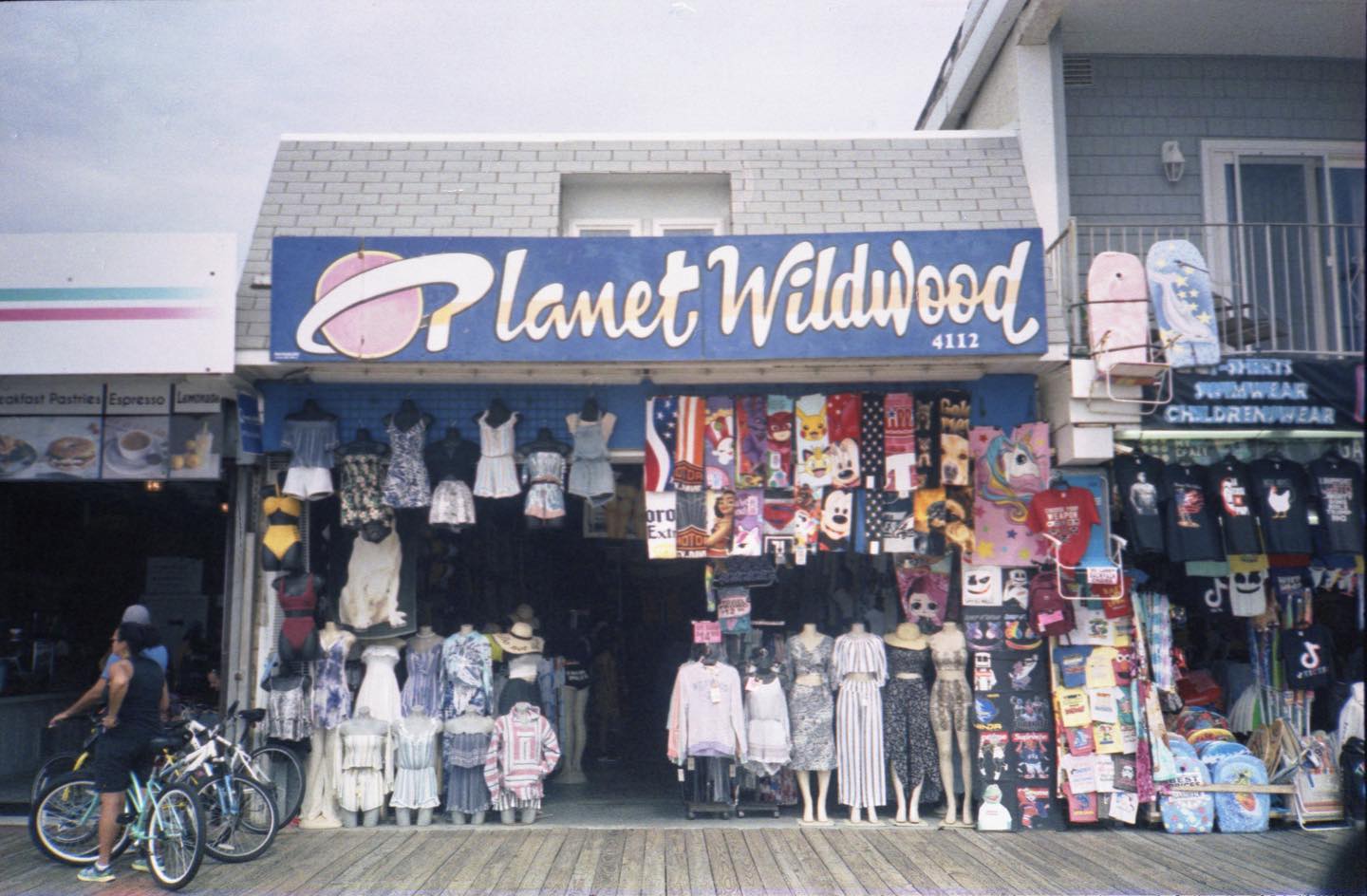 Planet Wildwood. Shot on Shur-Fine Color 200 (made in Germany, so some kind of Agfa film) with the #olympusxa. #agfacolor #film #filmphotography #staybrokeshootfilm