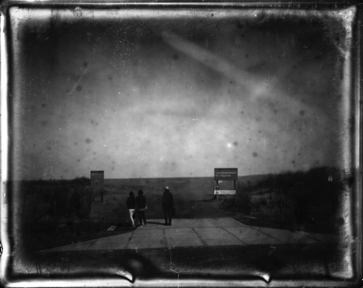 Unprotected Beach. No Swimming.

Another J. Lane #dryplate shot last weekend at Gateway National Recreation Area â Sandy Hook, our local national park. I think my plate holders have some focus issues, like theyâre not holding the plate in the proper plane. One reason why I look forward to getting the new holders that @pictoriographica and @chromacamera did a Kickstarter for a few months ago.

#dryplatephotography #film #filmphotography #speedgraphic #convertedfilmpack